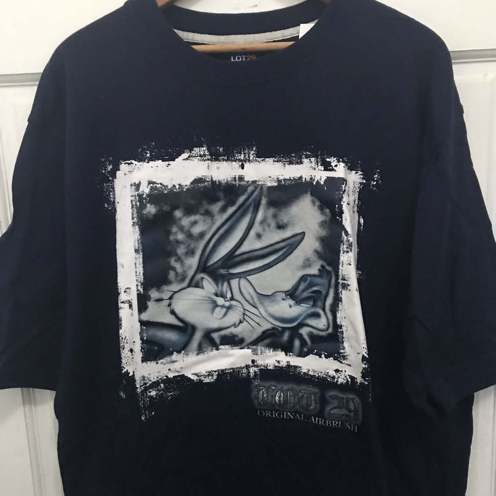 Lot 29 Airbrush style t shirt. Vintage